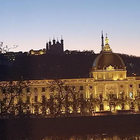 Allinlyon | Vue Hotel-dieu & Charme Haussmannien Apartman *
